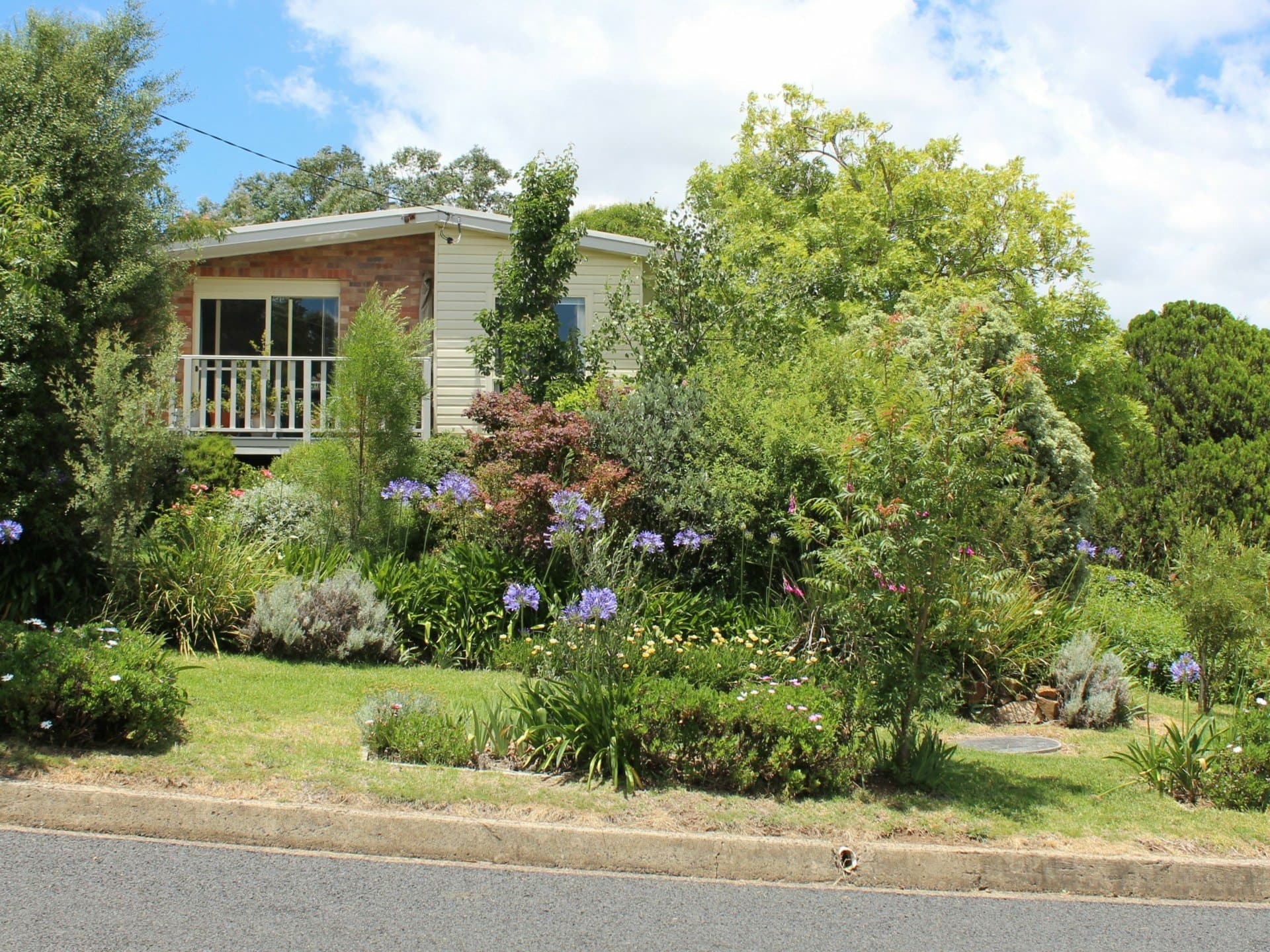 1 Robinson Avenue, Glen Innes, Glen Innes - Image 1