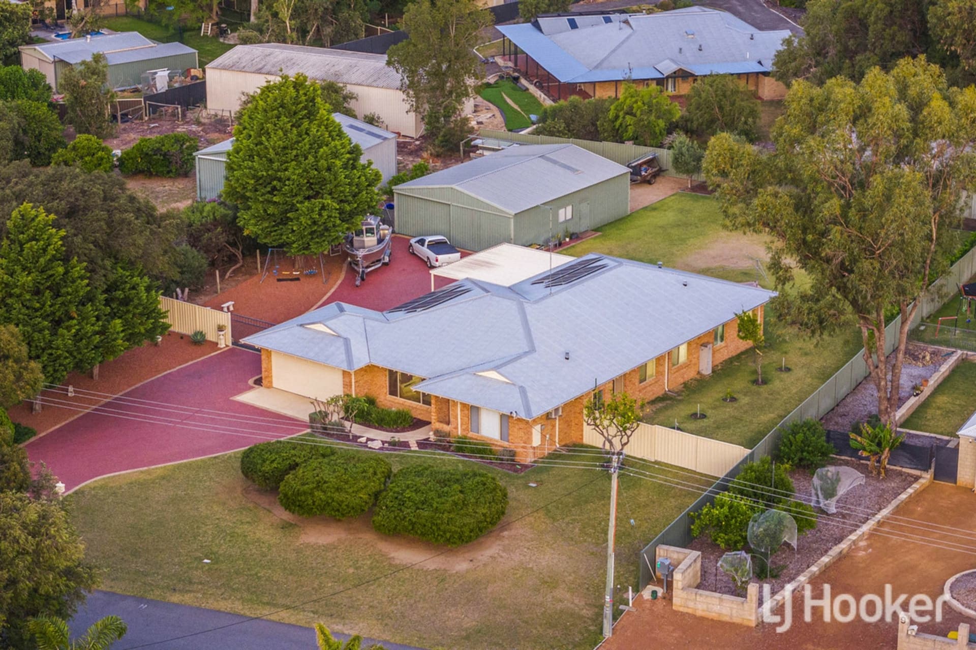10 Elleker Close, Greenfields, Greenfields - Image 1