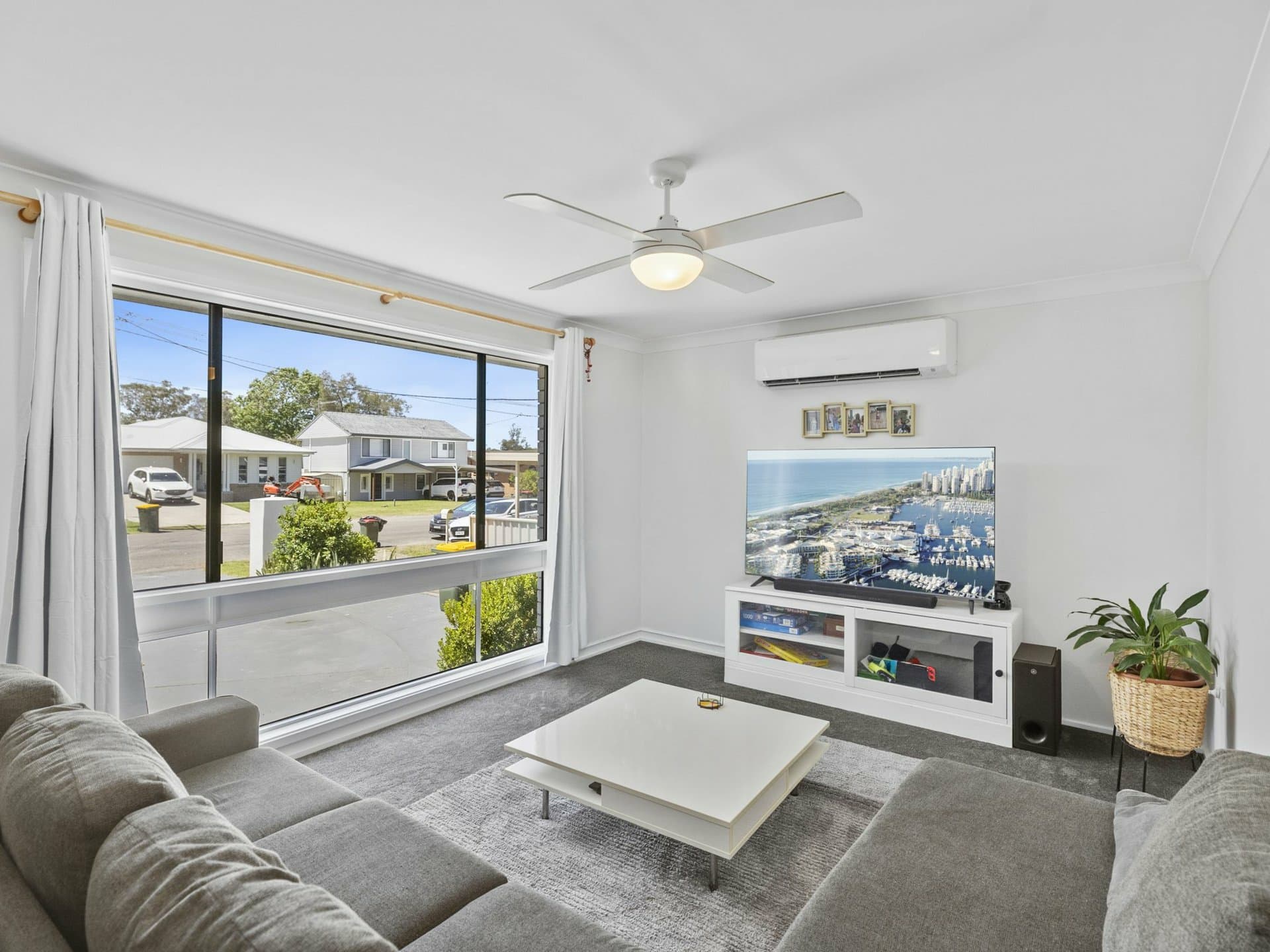 20 & 20A Black Swan Street, Berkeley Vale, Berkeley Vale - Thumbnail 6