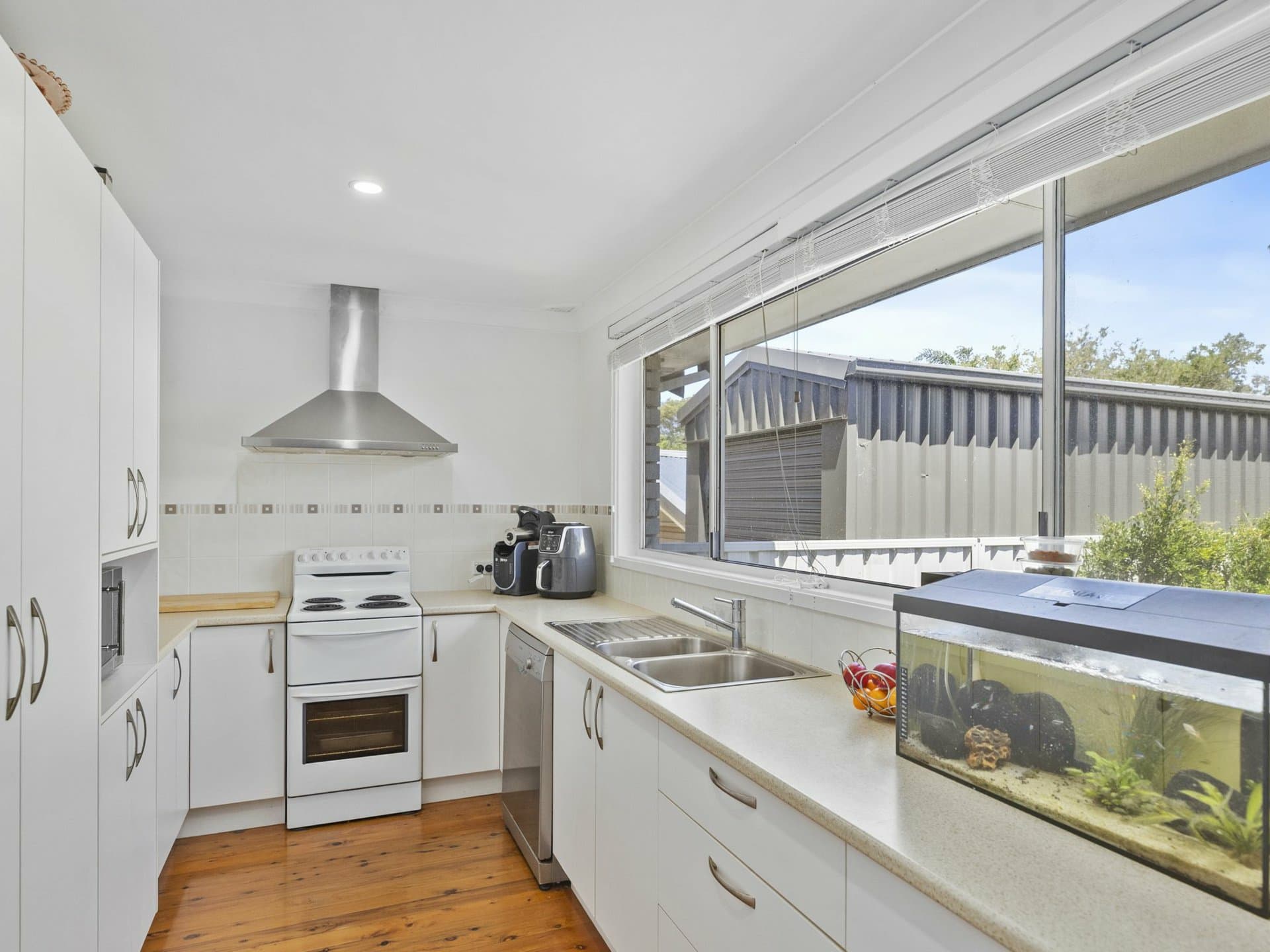 20 & 20A Black Swan Street, Berkeley Vale, Berkeley Vale - Thumbnail 7
