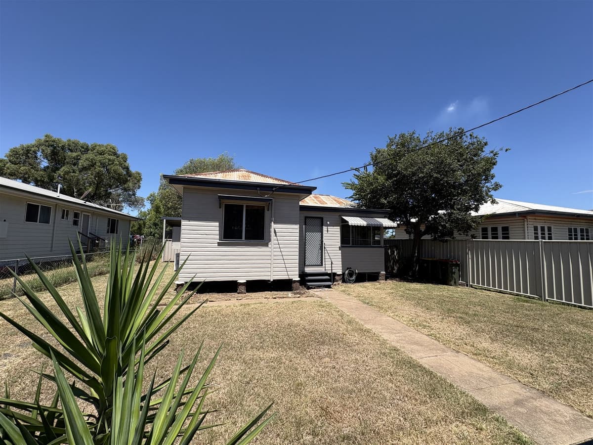 29 Orpen Street, Dalby QLD 4405, Dalby - Image 1
