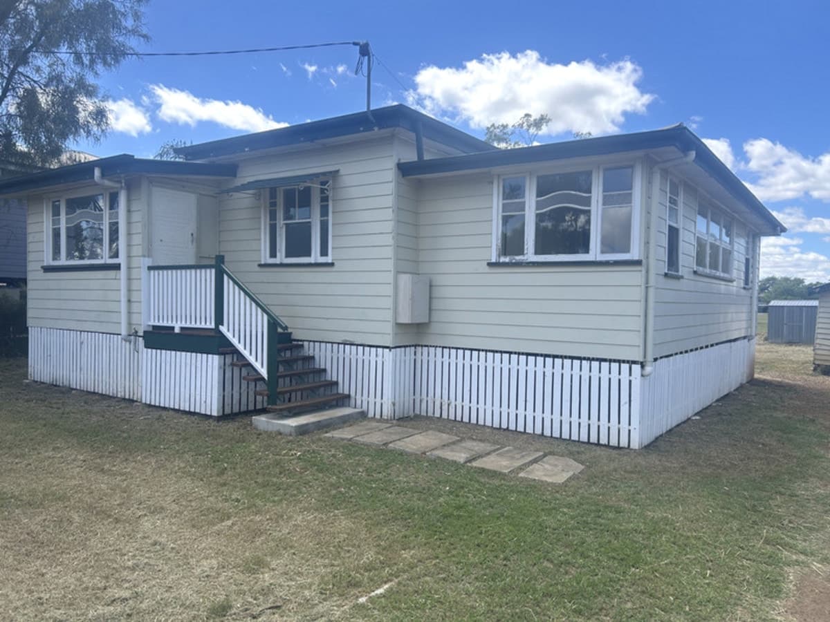 3 Amelia Street, Dalby QLD 4405, Dalby - Image 1