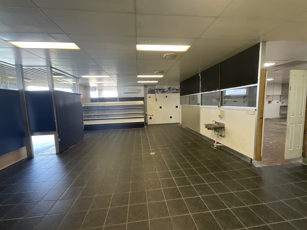 1 / 42 Fitzroy Street, Nanango QLD 4615, Nanango - Thumbnail 2