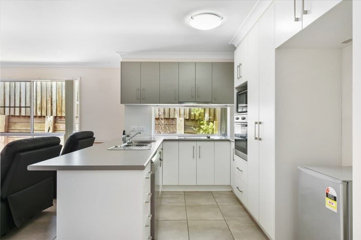 3 / 3 Harrison Court, Darling Heights QLD 4350, Darling Heights - Thumbnail 2