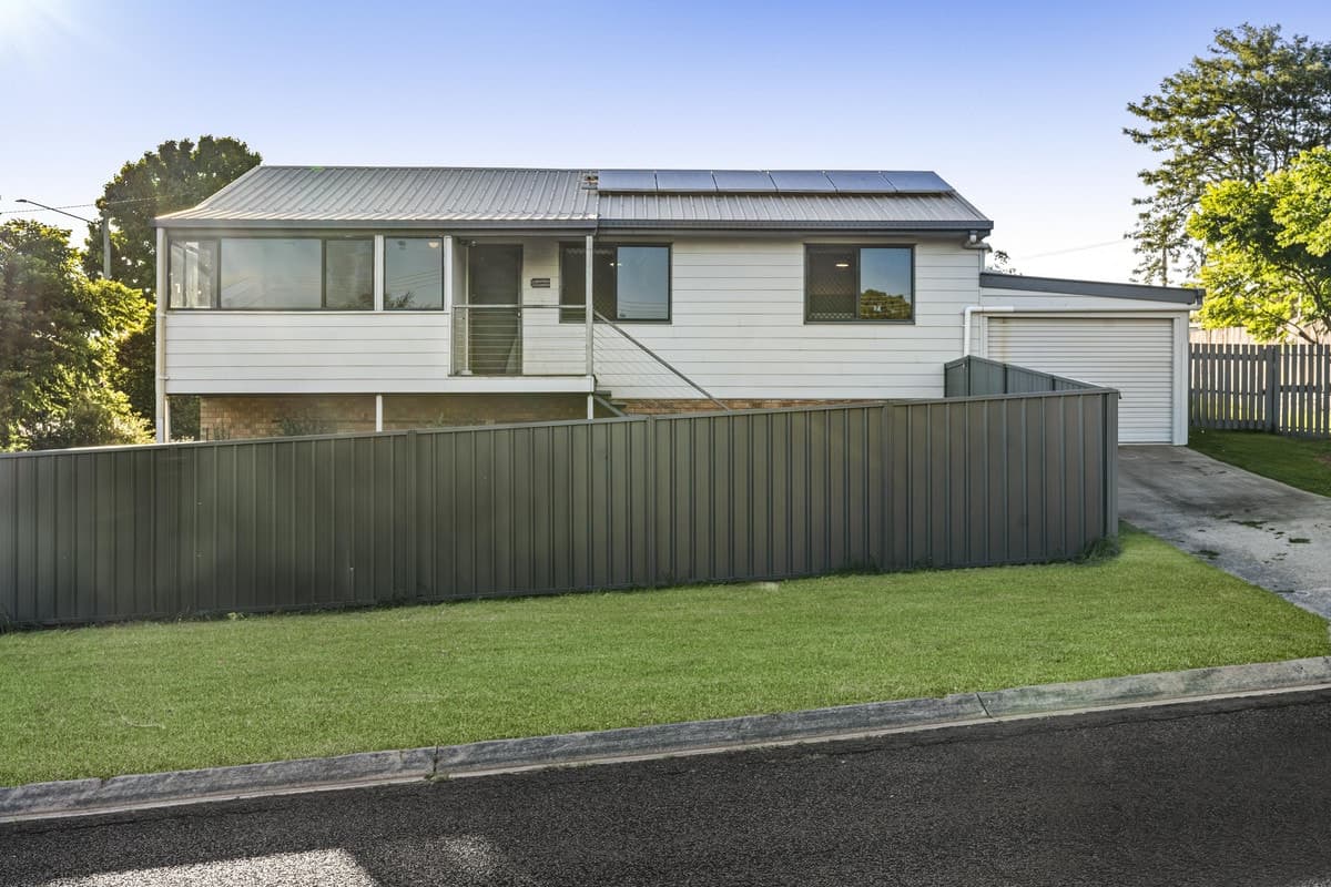 11 Lindemann Court, Wilsonton Heights QLD 4350, Wilsonton Heights - Image 1