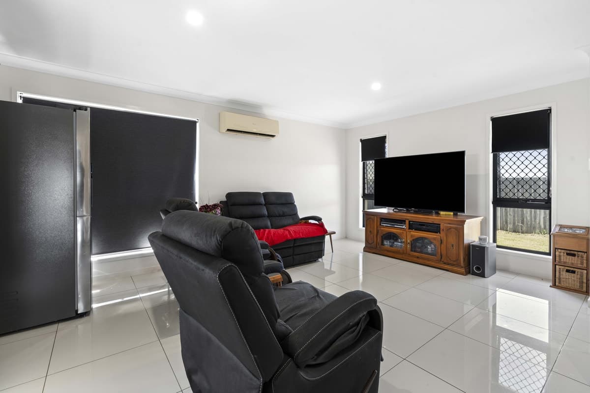 27 Magpie Drive, CAMBOOYA QLD 4358, Cambooya - Thumbnail 6