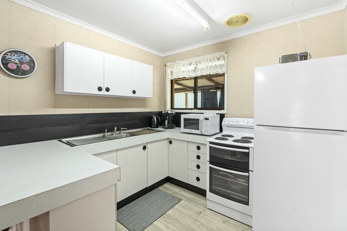 1 / 3 Hock Court, Wilsonton Heights QLD 4350, Wilsonton Heights - Thumbnail 2