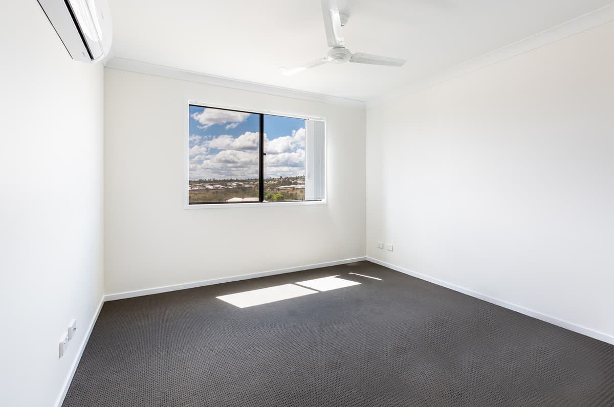 2 / 11 McInnes Crescent, Glenvale QLD 4350, Glenvale - Thumbnail 8