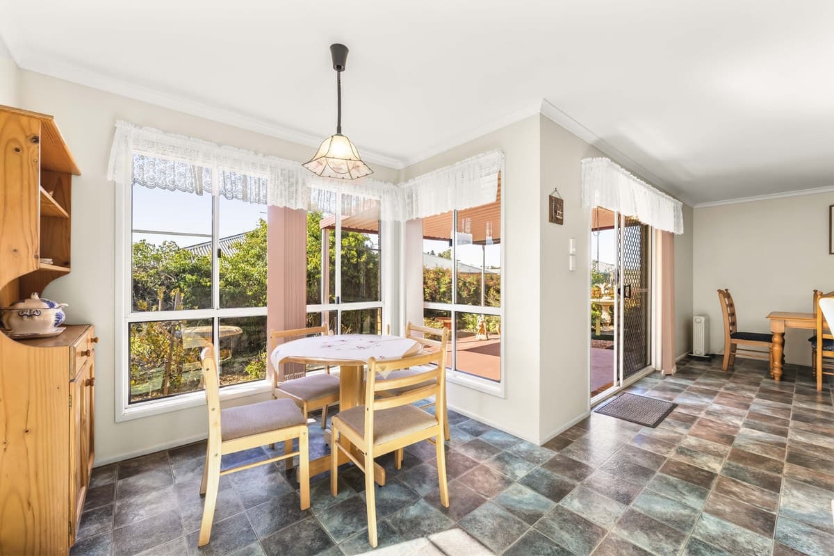 26 Fern Drive, Kearneys Spring QLD 4350, Kearneys Spring - Thumbnail 6