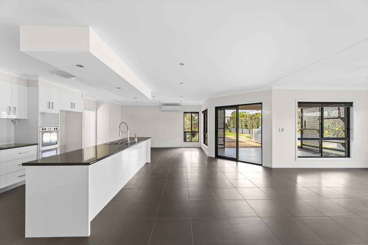 4 Wren Street, Highfields QLD 4352, Highfields - Thumbnail 4