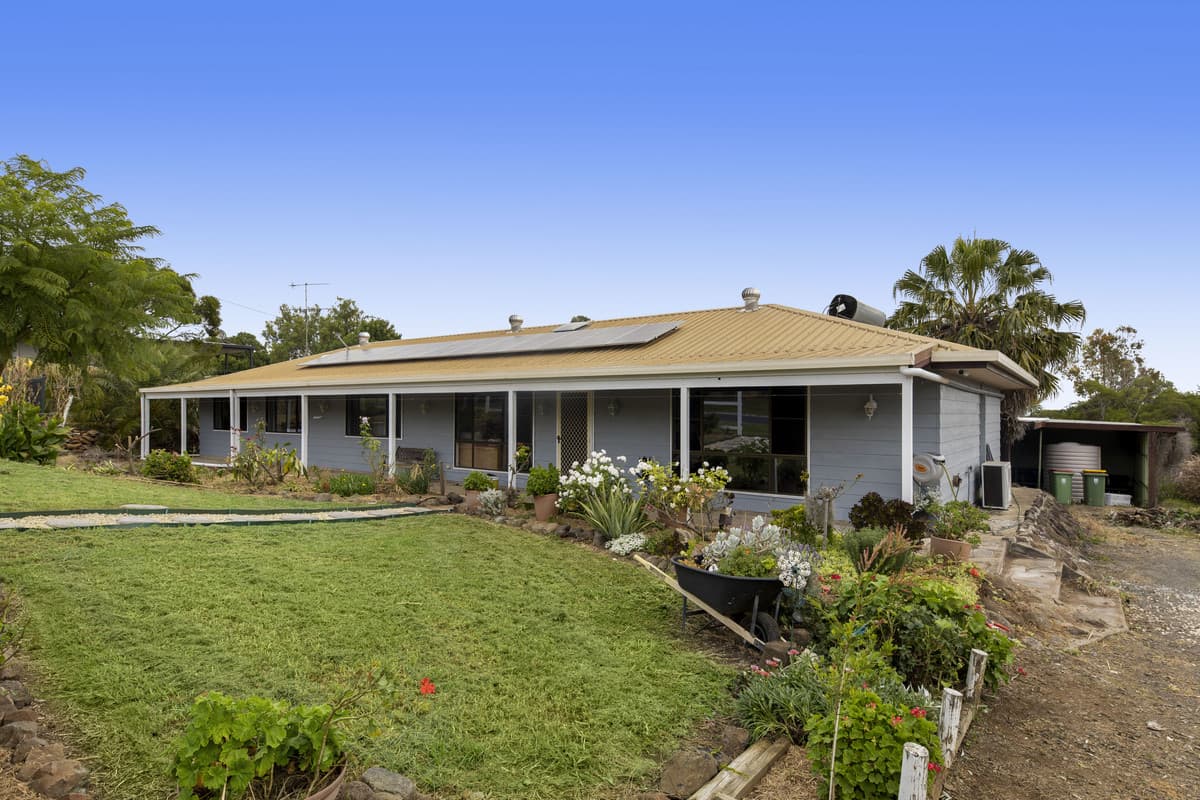 9 Emmanulla Drive, Kingsthorpe QLD 4400, Kingsthorpe - Thumbnail 5
