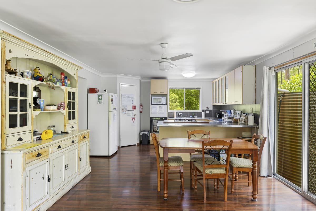 71 Dugandan Road, Upper Lockyer QLD 4352, Upper Lockyer - Thumbnail 5