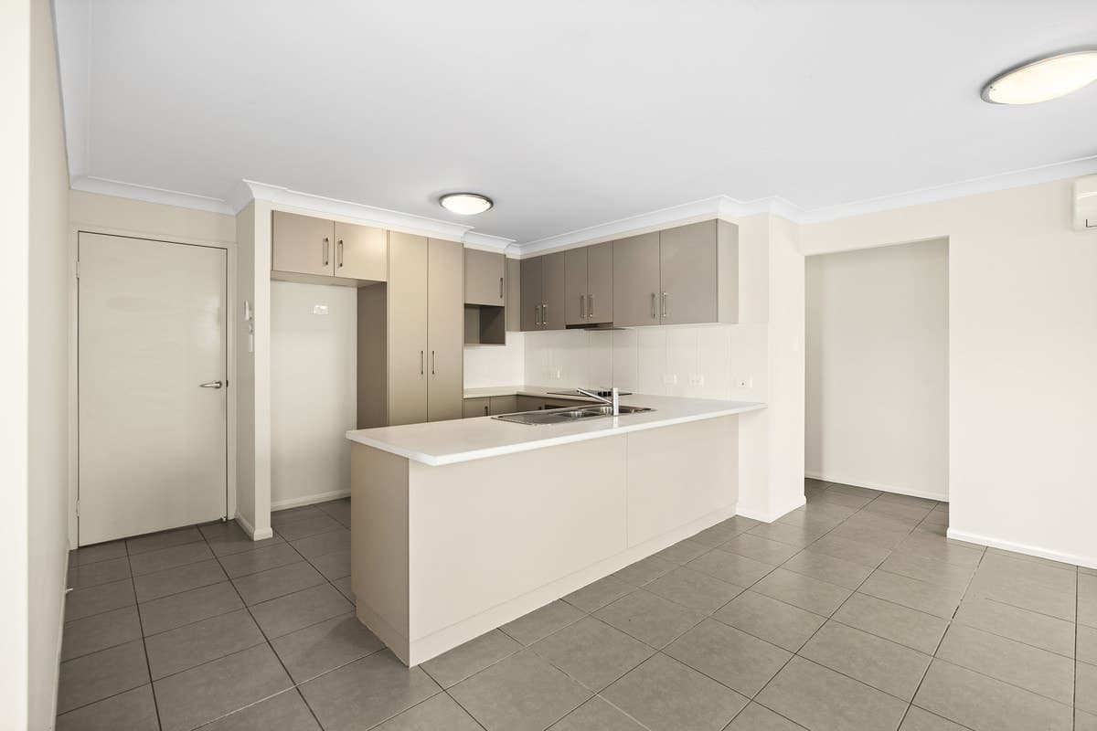 2 / 20 Tempest Drive, Glenvale QLD 4350, Glenvale - Thumbnail 2