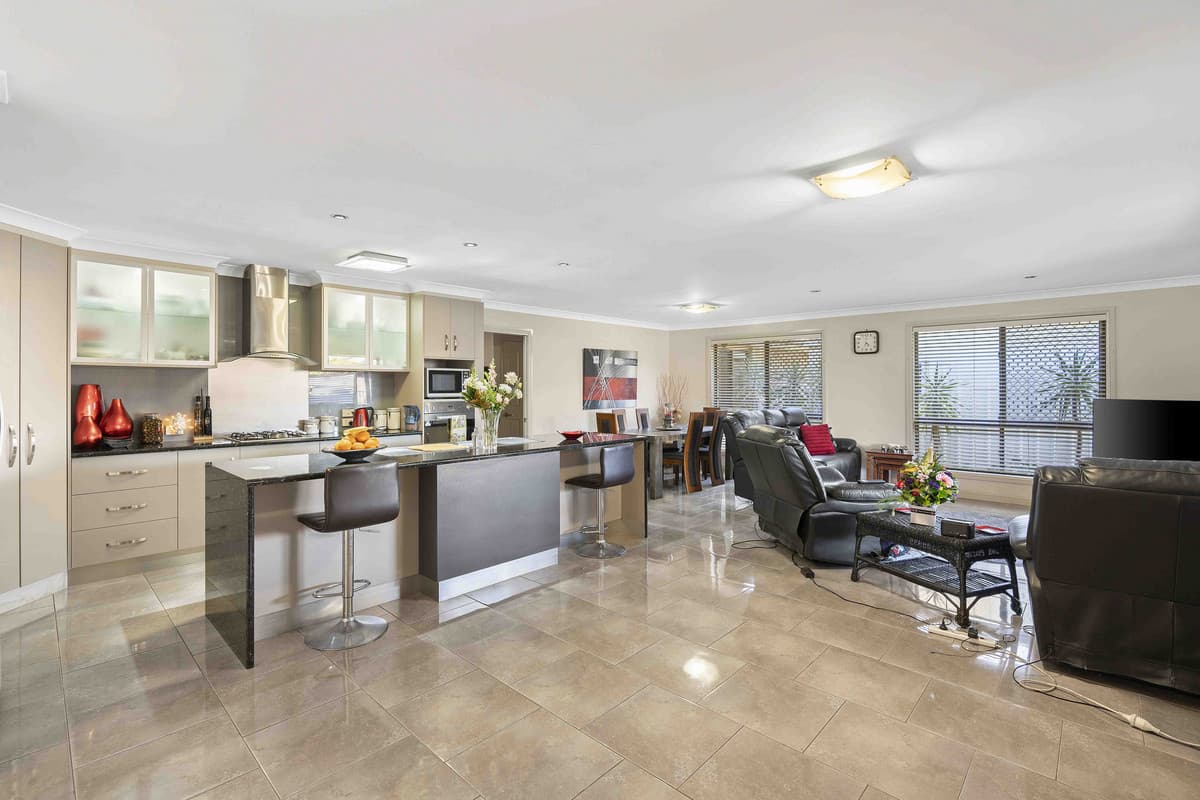 132 Kearney Street, Kearneys Spring QLD 4350, Kearneys Spring - Thumbnail 6