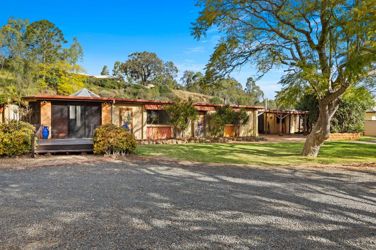 6 McCartin Court, Torrington QLD 4350, Torrington - Thumbnail 2