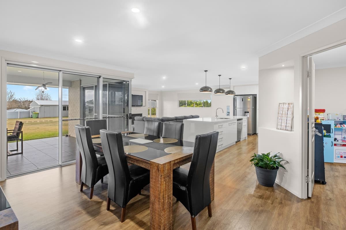 9 Amorosa Street, Cabarlah QLD 4352, Cabarlah - Thumbnail 6