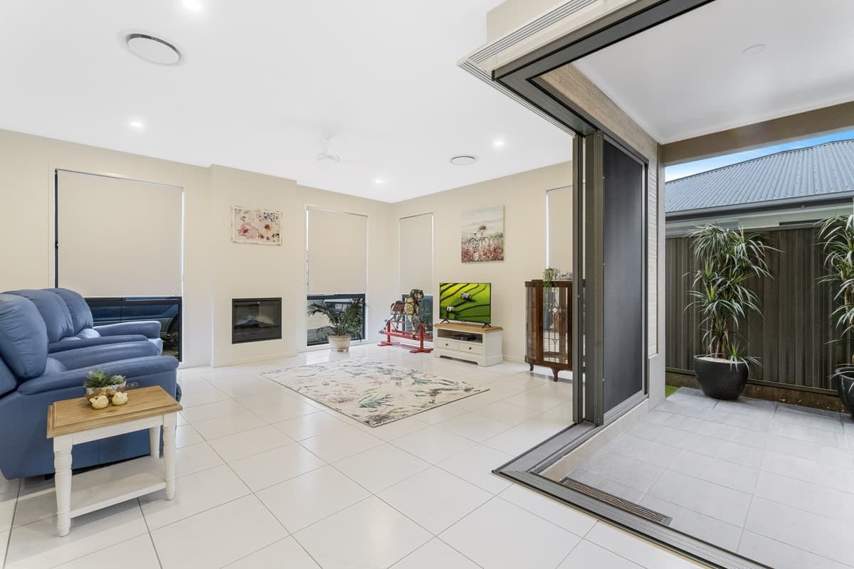 Villa 92 GemLife / 75 Highgrove Drive, Highfields QLD 4352, Highfields - Thumbnail 5