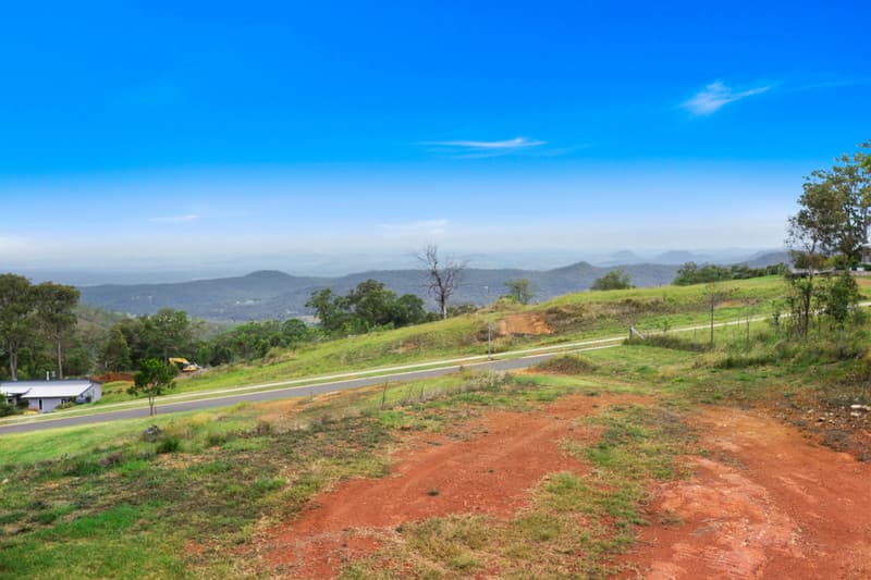 40 Escarpment Avenue, Cabarlah QLD 4352, Cabarlah - Thumbnail 4