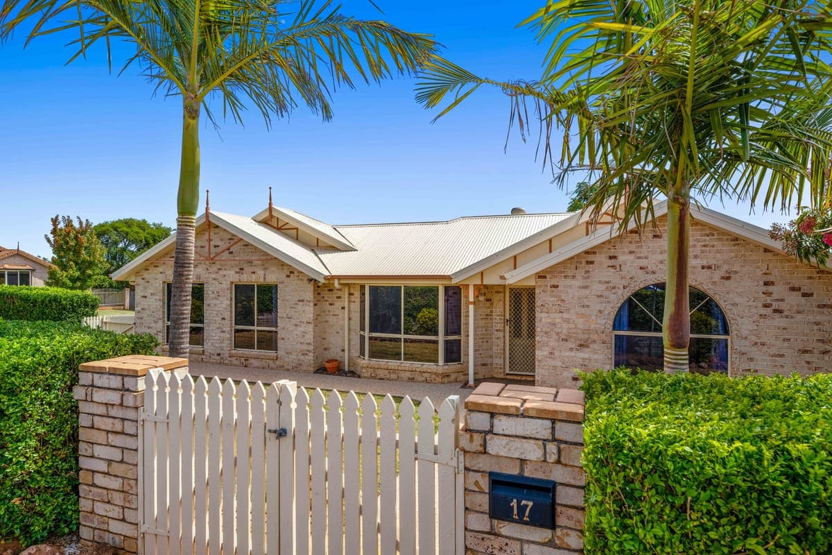 17 Biscay Crescent, GLENVALE QLD 4350, Glenvale - Image 1