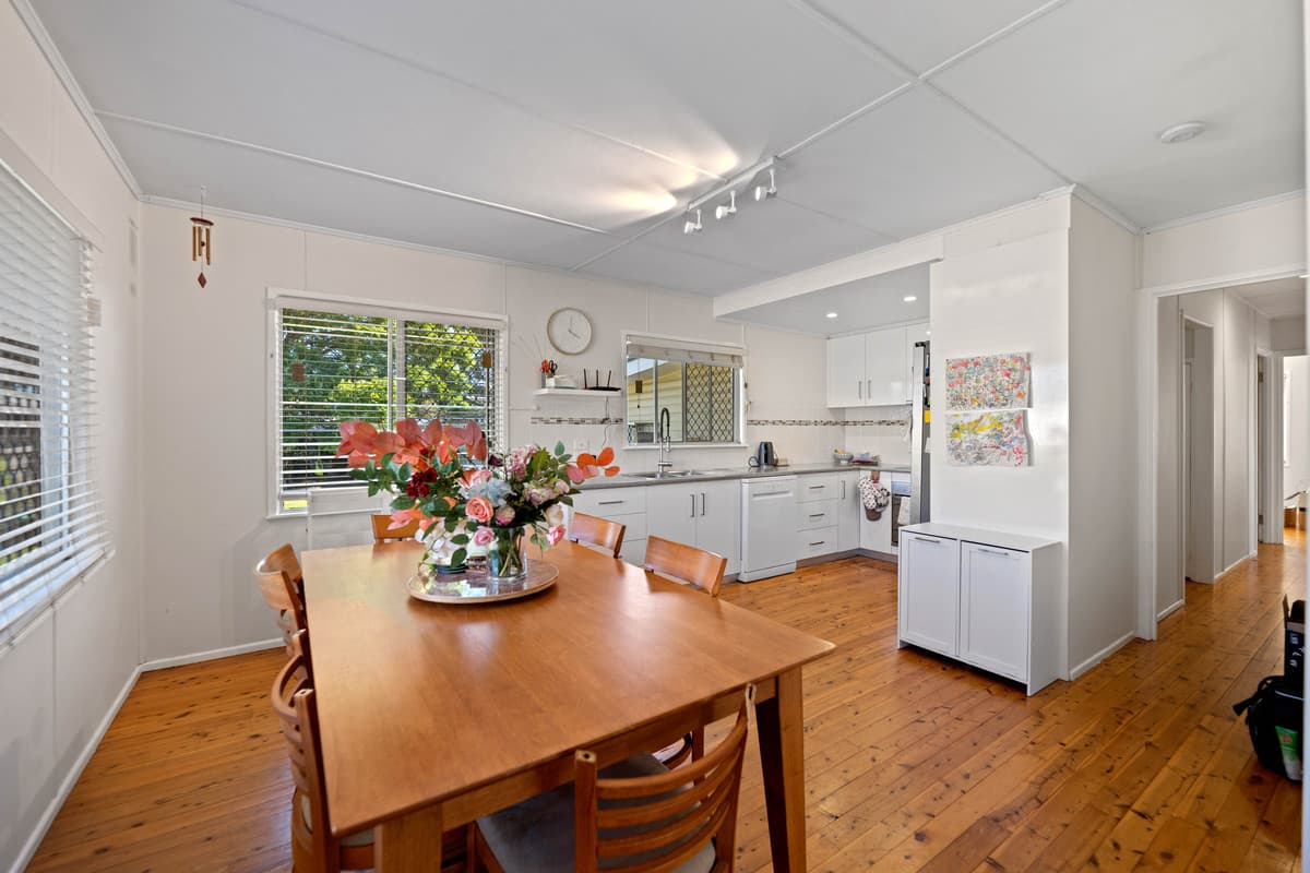 26 Wilfred Street, Harristown QLD 4350, Harristown - Thumbnail 4