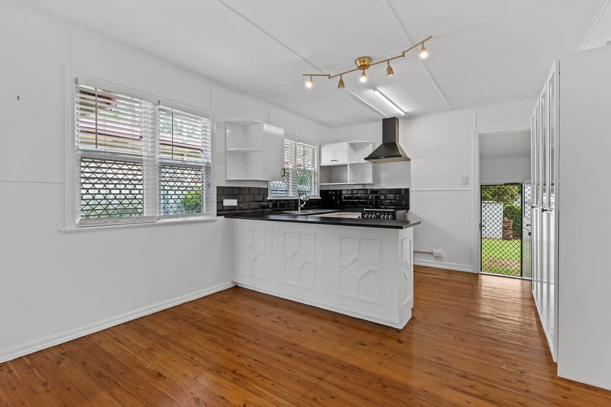 22 Shiel Street, Rangeville QLD 4350, Rangeville - Thumbnail 5