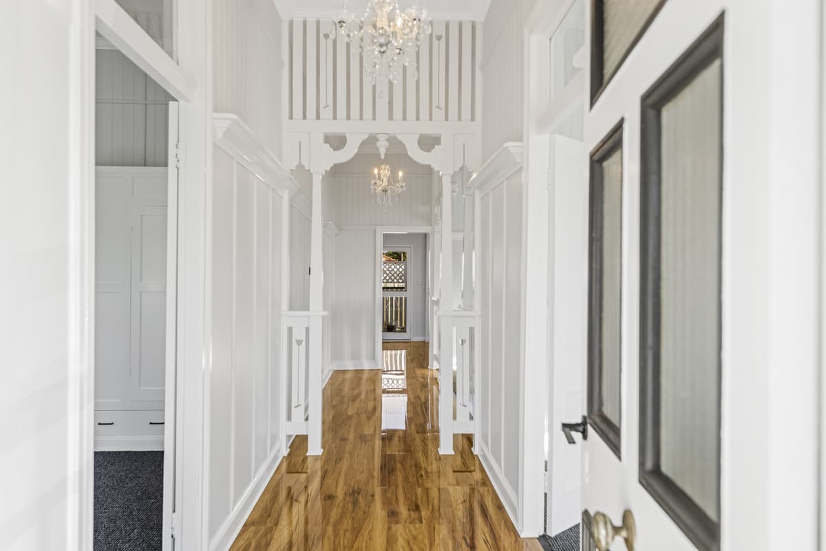 8 Albert Street, Newtown QLD 4350, Newtown - Thumbnail 2
