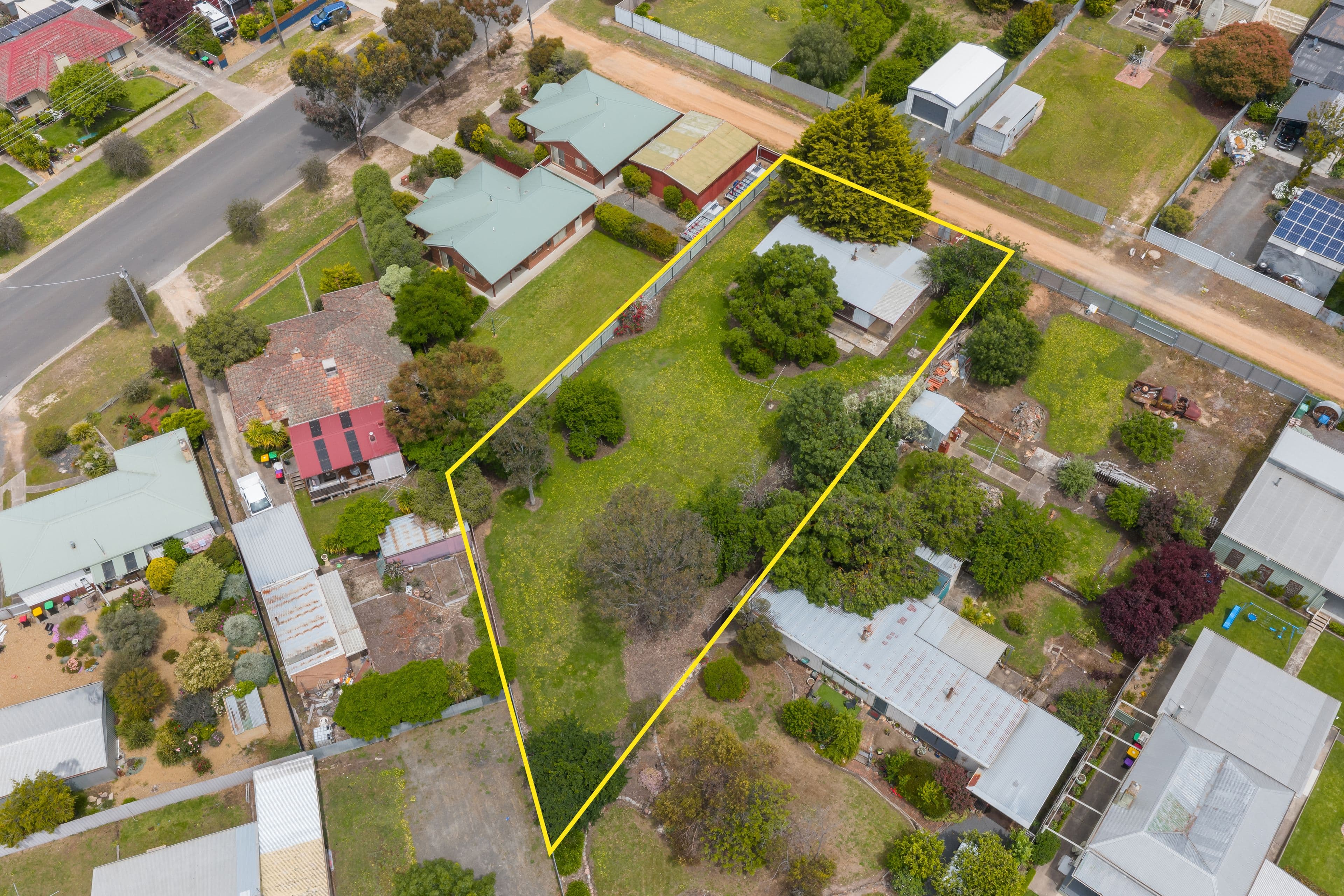 4 Coral Road, Ararat VIC 3377, Ararat - Thumbnail 3
