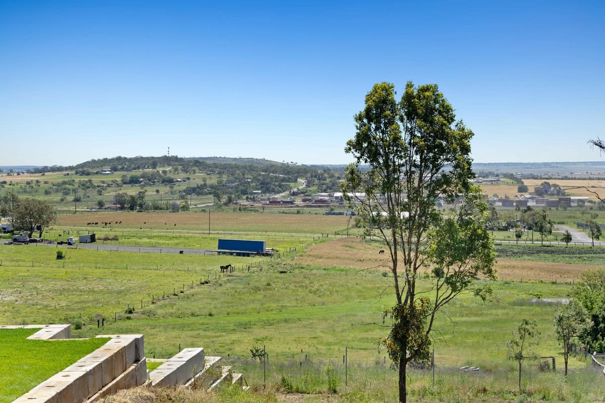26 London Circuit, Torrington QLD 4350, Torrington - Thumbnail 2