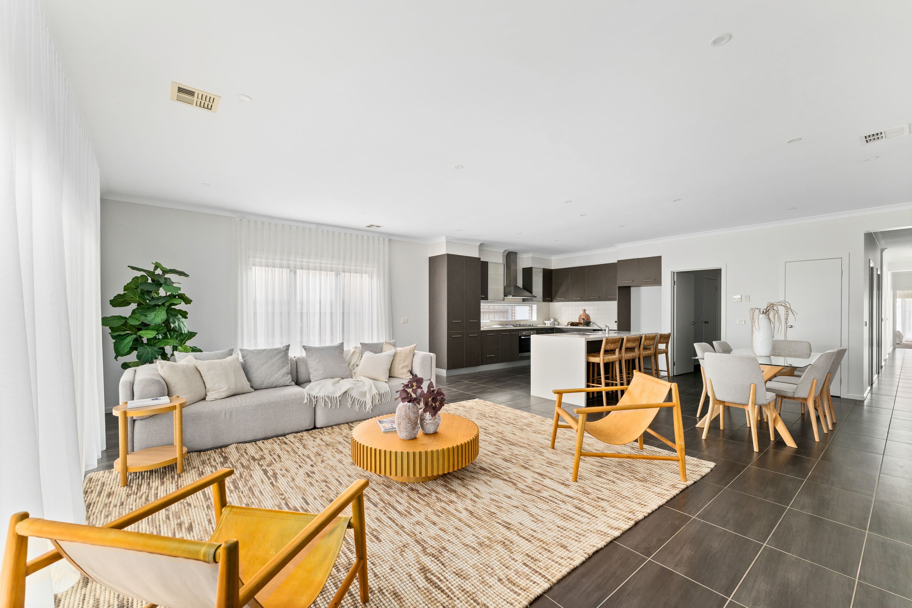 28A Seaview Crescent, Seaholme VIC 3018, Seaholme - Thumbnail 2
