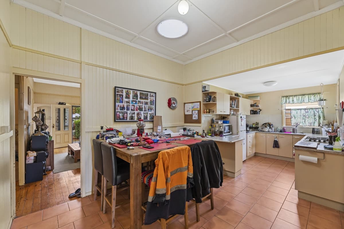 40 Wallace Street, Newtown QLD 4350, Newtown - Thumbnail 7