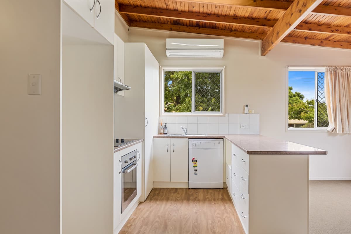 1 / 24 Claret Street, Wilsonton Heights QLD 4350, Wilsonton Heights - Thumbnail 2
