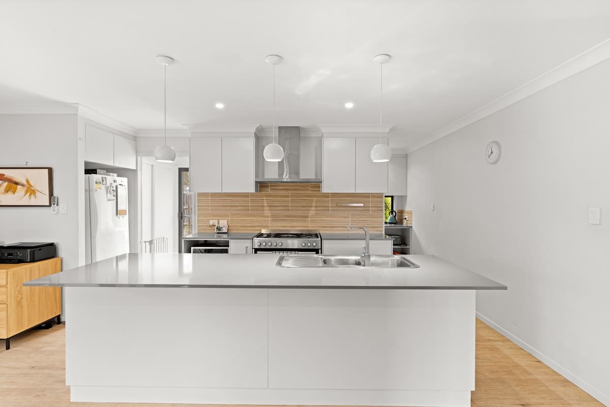 11 Dove Crescent, Kleinton QLD 4352, Kleinton - Thumbnail 2