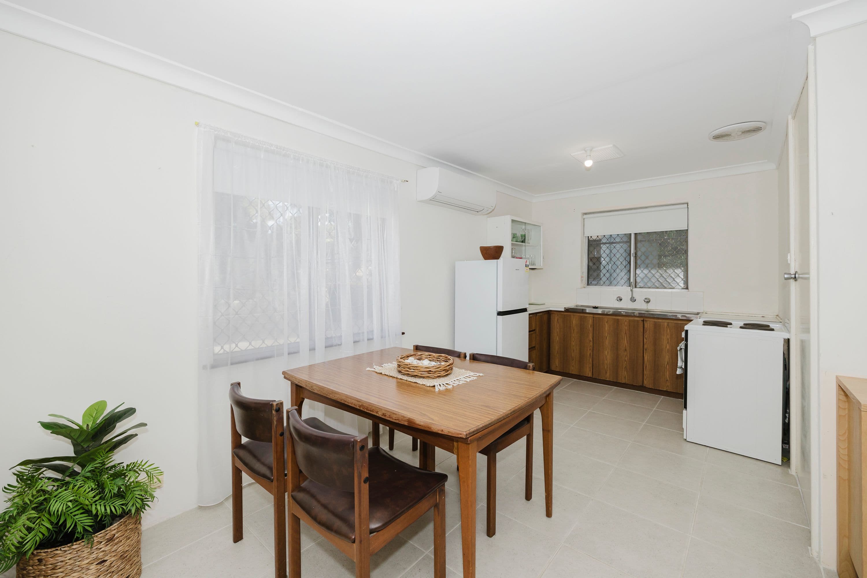 24 Chrisp Place, Yanchep WA 6035, Yanchep - Thumbnail 6