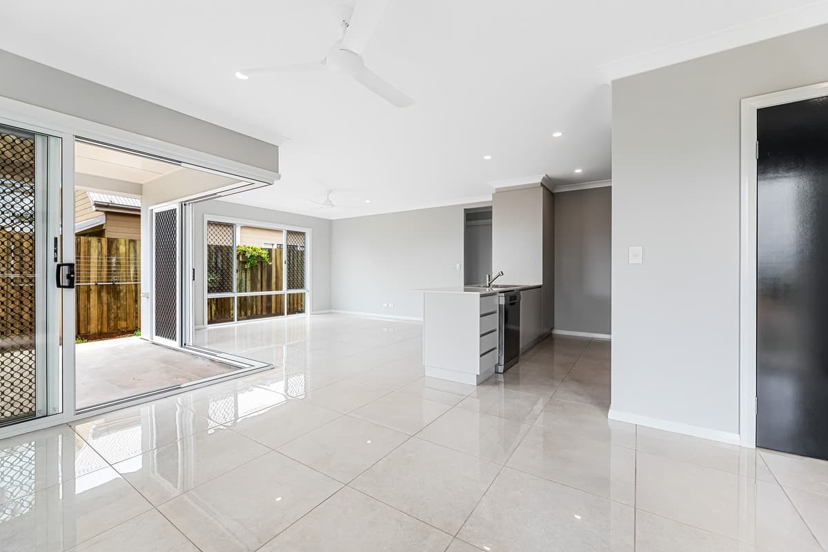 1 / 164 Spring Street, Middle Ridge QLD 4350, Middle Ridge - Thumbnail 5