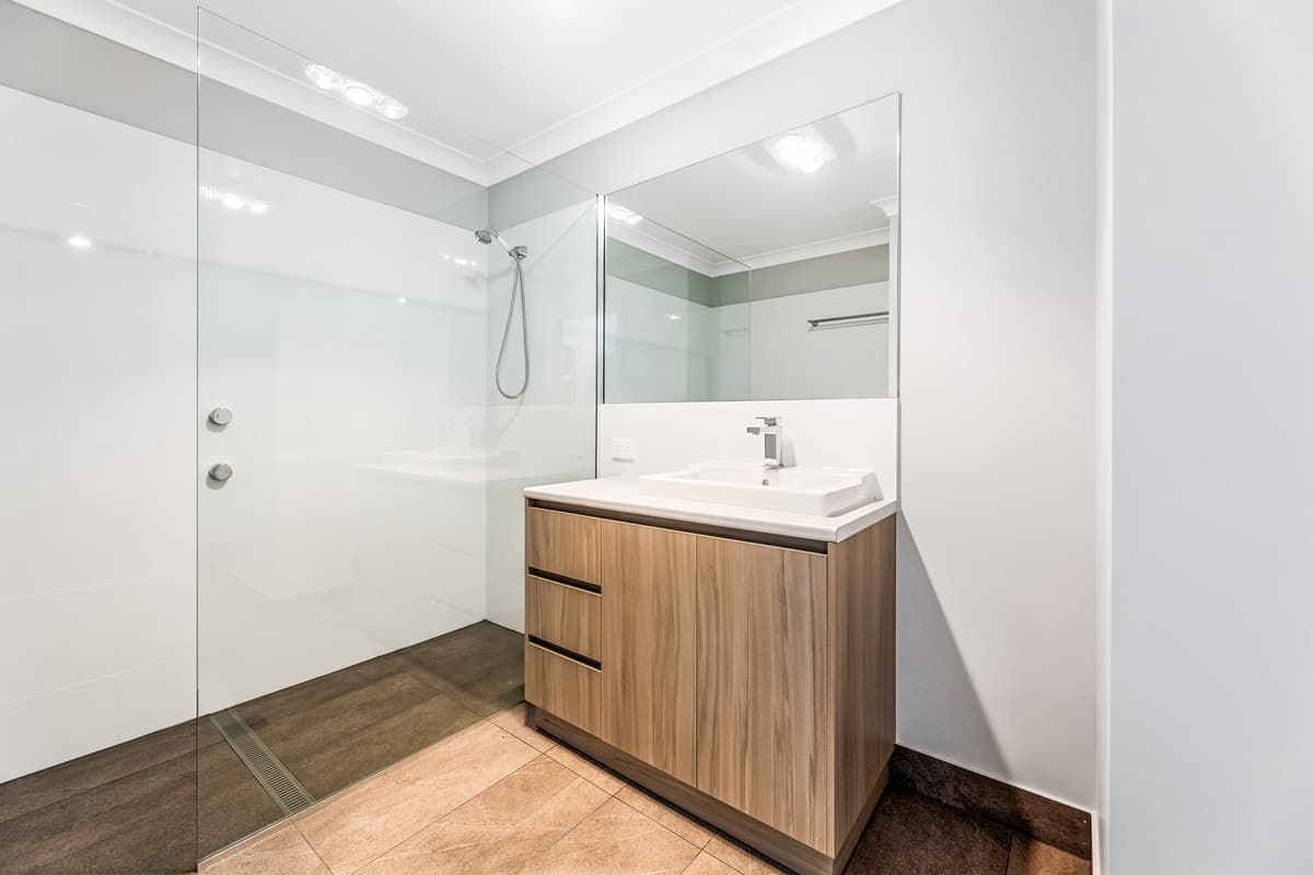 1 / 164 Spring Street, Middle Ridge QLD 4350, Middle Ridge - Thumbnail 7