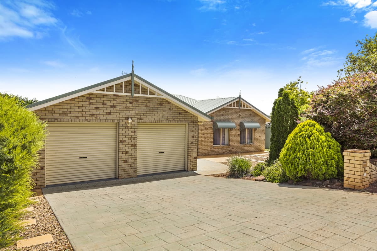 17 Jutsum Street, Middle Ridge QLD 4350, Middle Ridge - Image 1