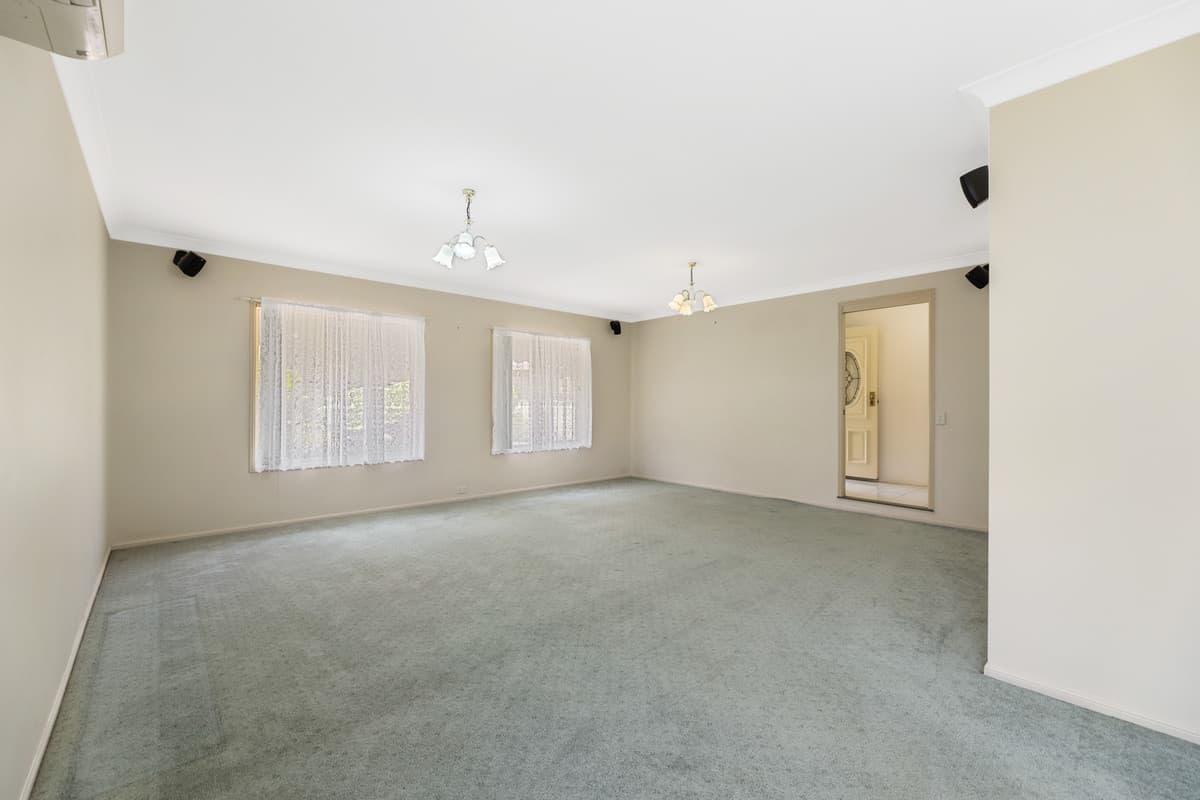 17 Jutsum Street, Middle Ridge QLD 4350, Middle Ridge - Thumbnail 4