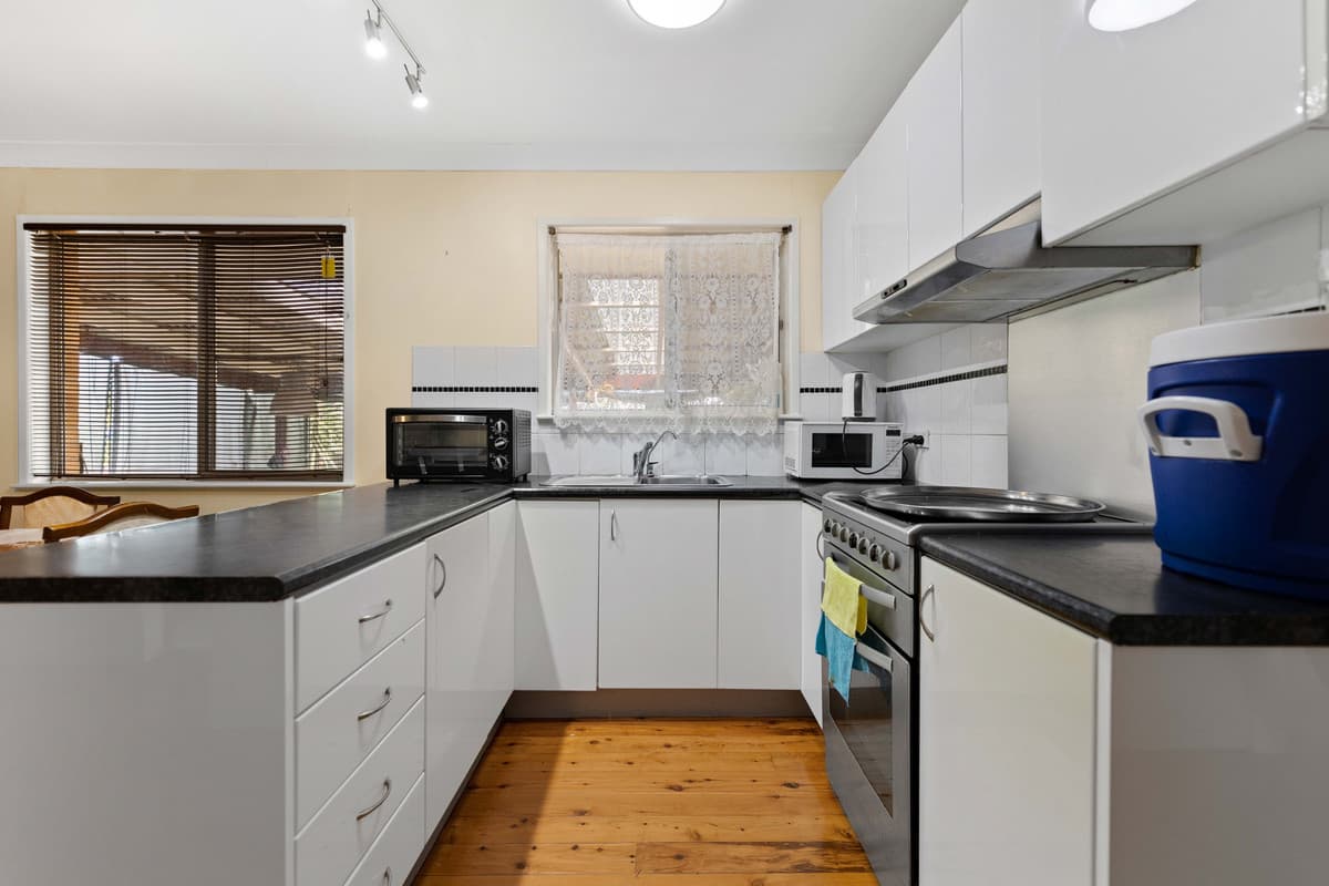 22 Quelch Street, Rockville QLD 4350, Rockville - Thumbnail 2