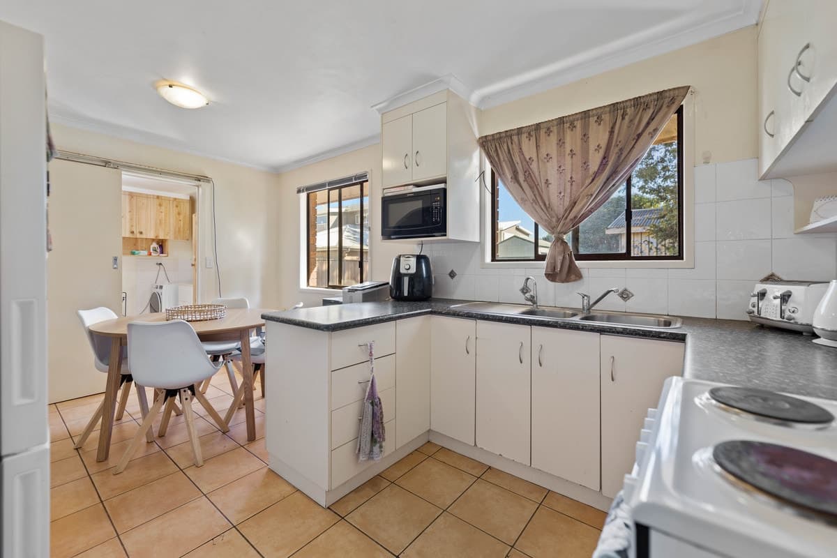 371 Greenwattle Street, Wilsonton QLD 4350, Wilsonton - Thumbnail 5