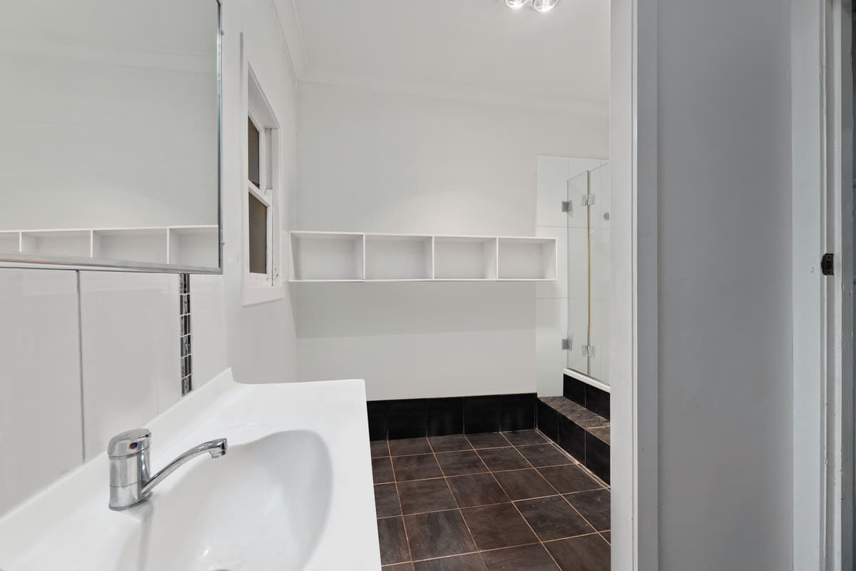 2 Macquarie Street, Centenary Heights QLD 4350, Centenary Heights - Thumbnail 4