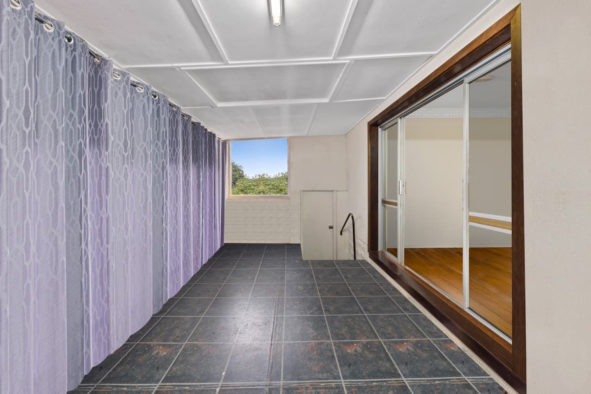 2 Macquarie Street, Centenary Heights QLD 4350, Centenary Heights - Thumbnail 6