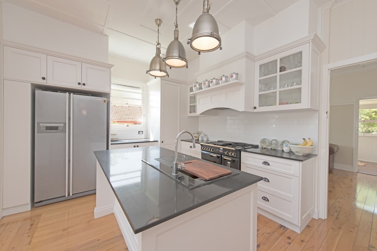 19 Henderson Street, Newtown QLD 4350, Newtown - Thumbnail 2