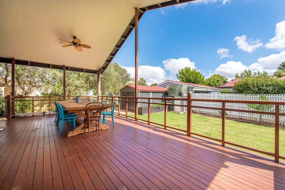 19 Henderson Street, Newtown QLD 4350, Newtown - Thumbnail 4