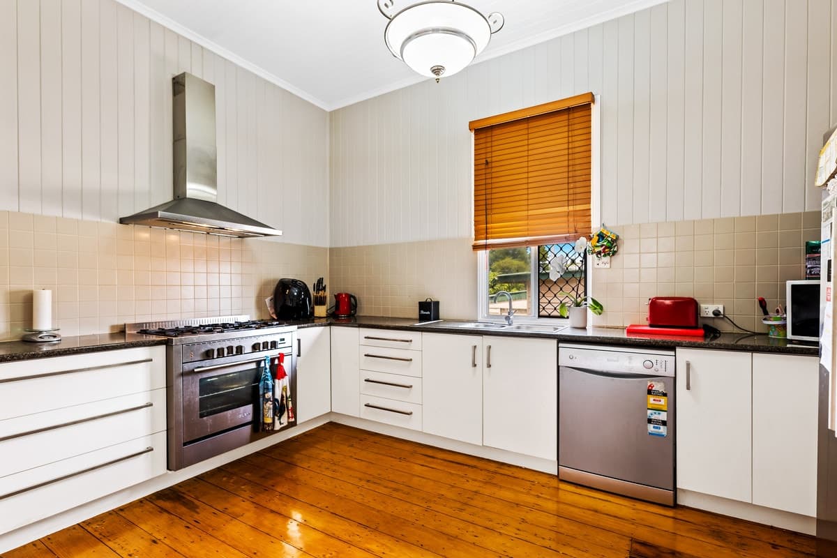 202 Long Street, South Toowoomba QLD 4350, South Toowoomba - Thumbnail 2