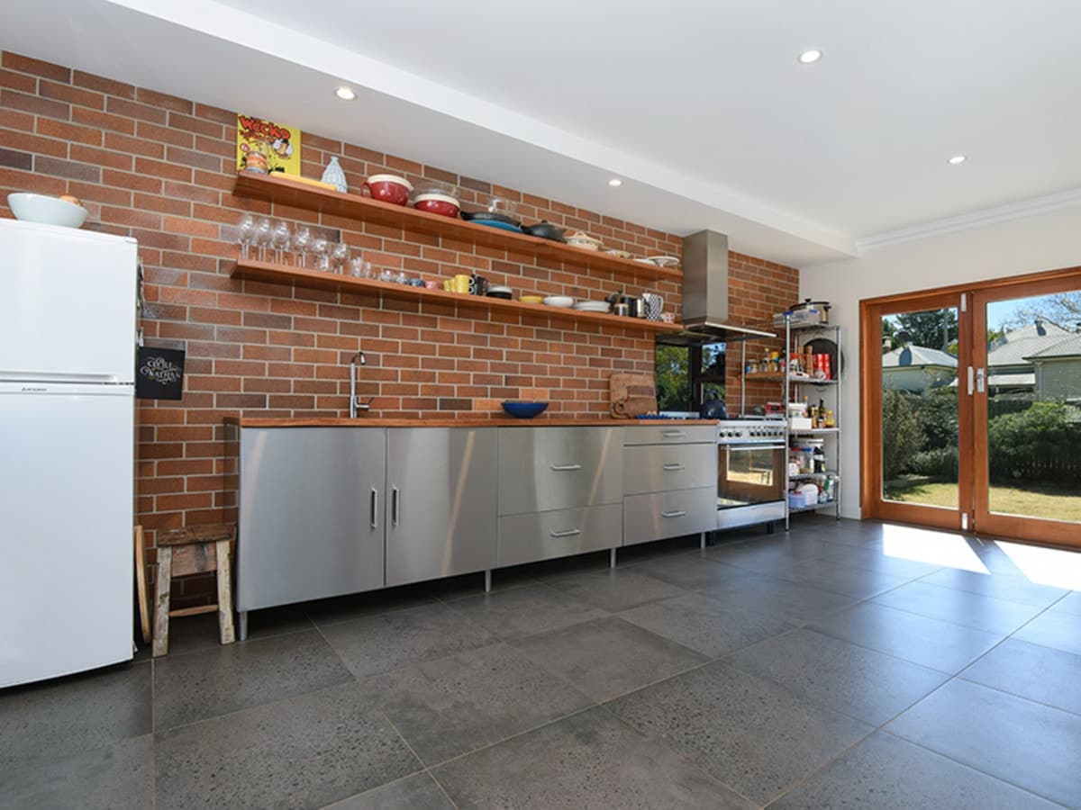 15 Henderson Street, Newtown QLD 4350, Newtown - Thumbnail 6