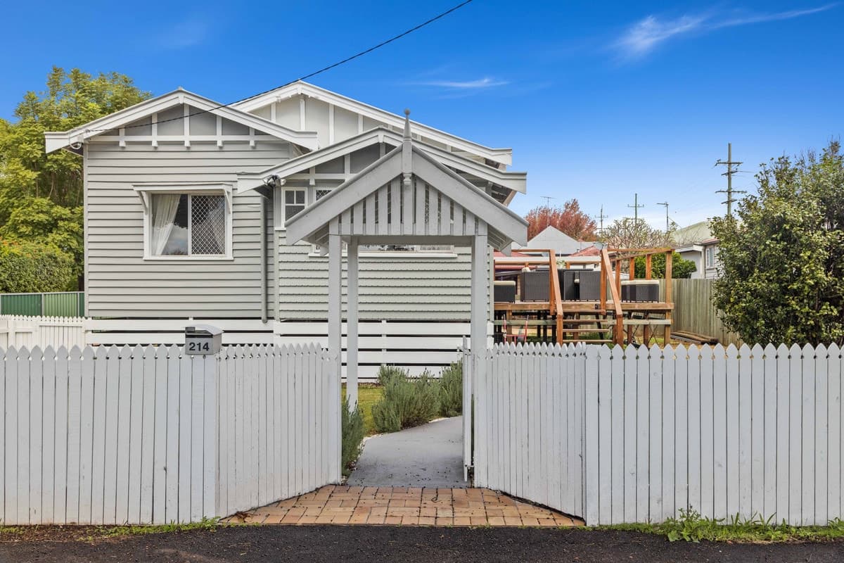 214 Russell Street, Newtown QLD 4350, Newtown - Thumbnail 3