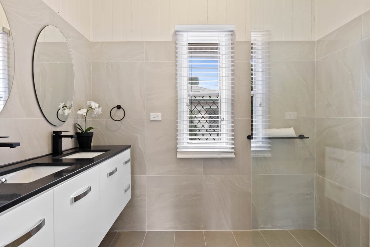 214 Russell Street, Newtown QLD 4350, Newtown - Thumbnail 4