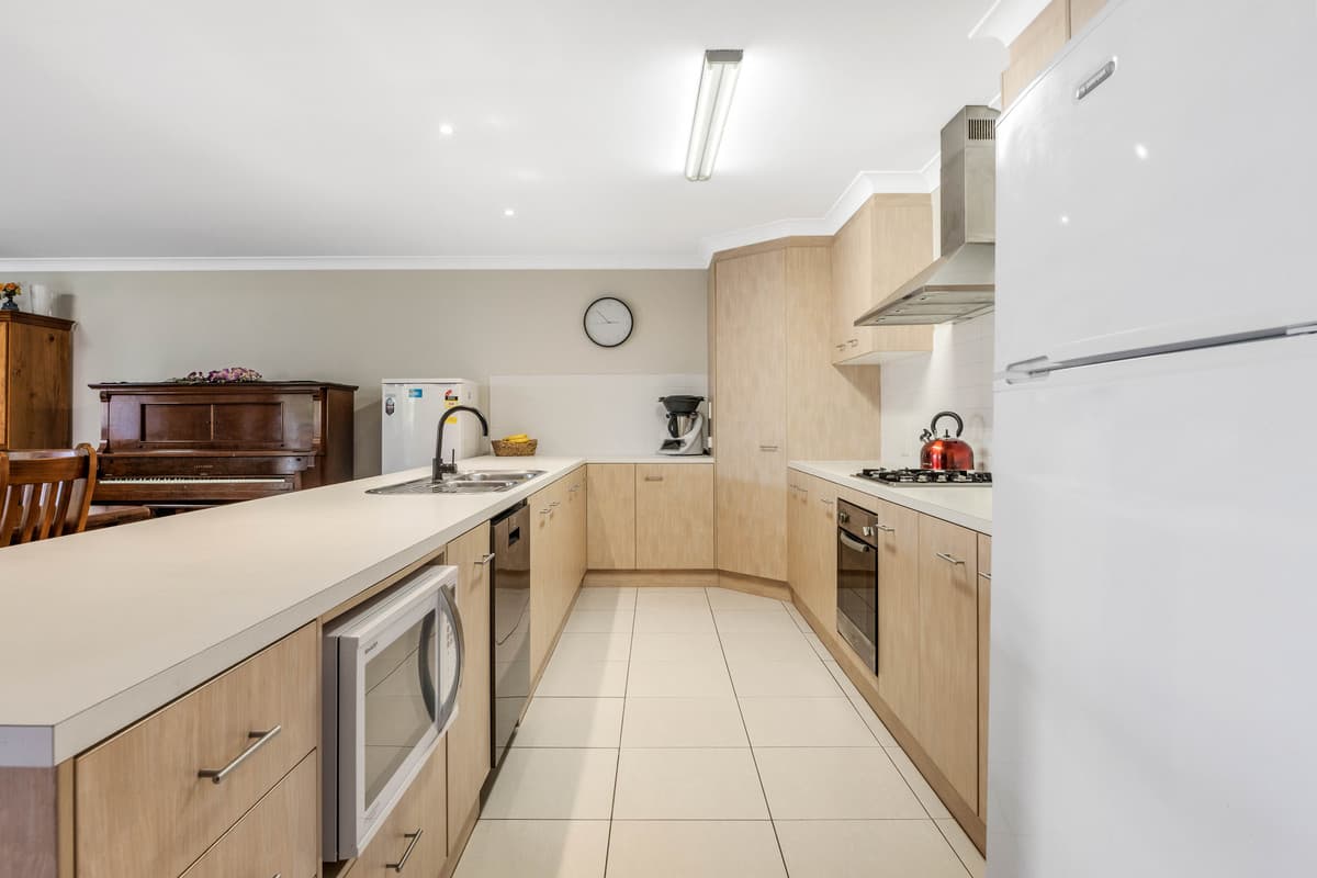 1 / 24 Sambar Court, Kearneys Spring QLD 4350, Kearneys Spring - Thumbnail 2