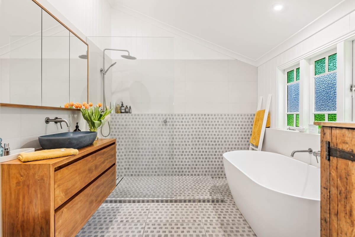 17 Trevethan Street, Mount Lofty QLD 4350, Mount Lofty - Thumbnail 4