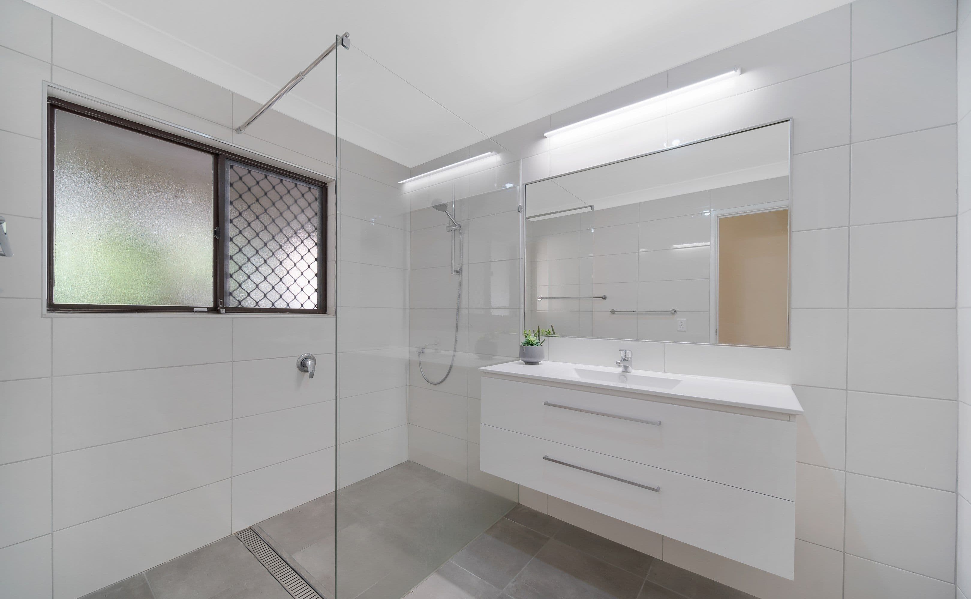 94 Spring Street, Middle Ridge - Thumbnail 7